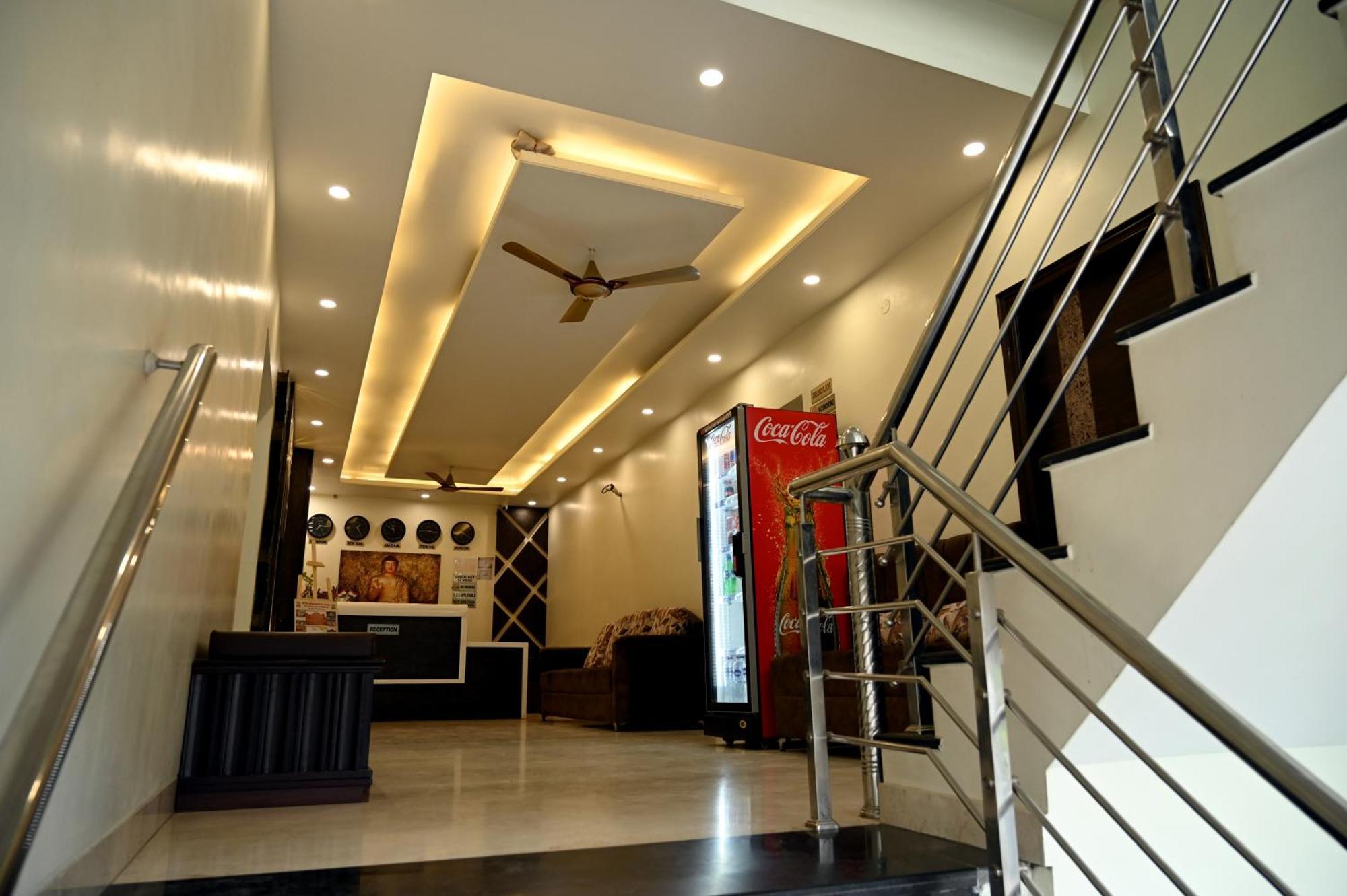 Hotel Pulse Inn Near Railway Station Jaipur Exterior foto
