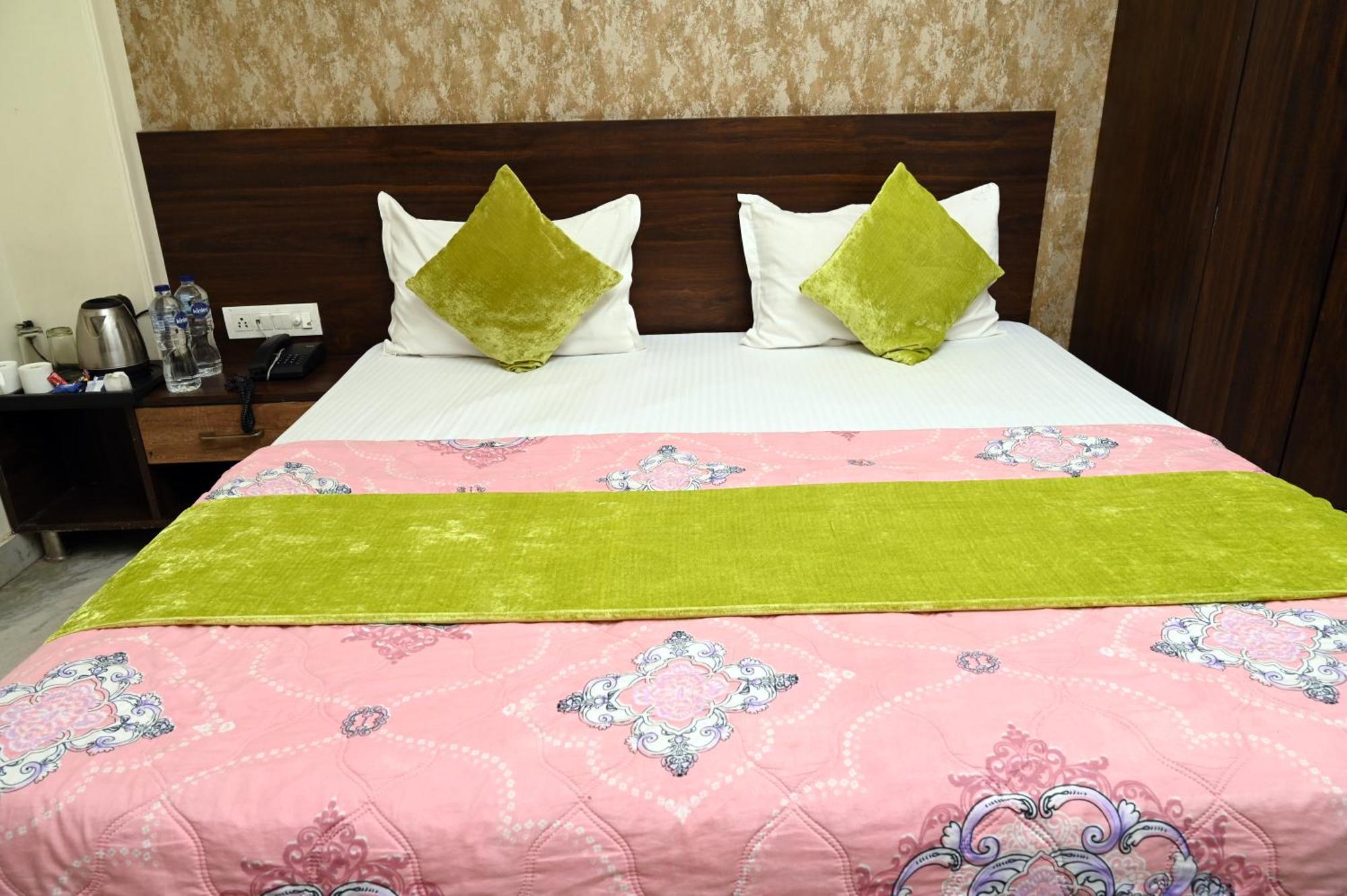 Hotel Pulse Inn Near Railway Station Jaipur Exterior foto